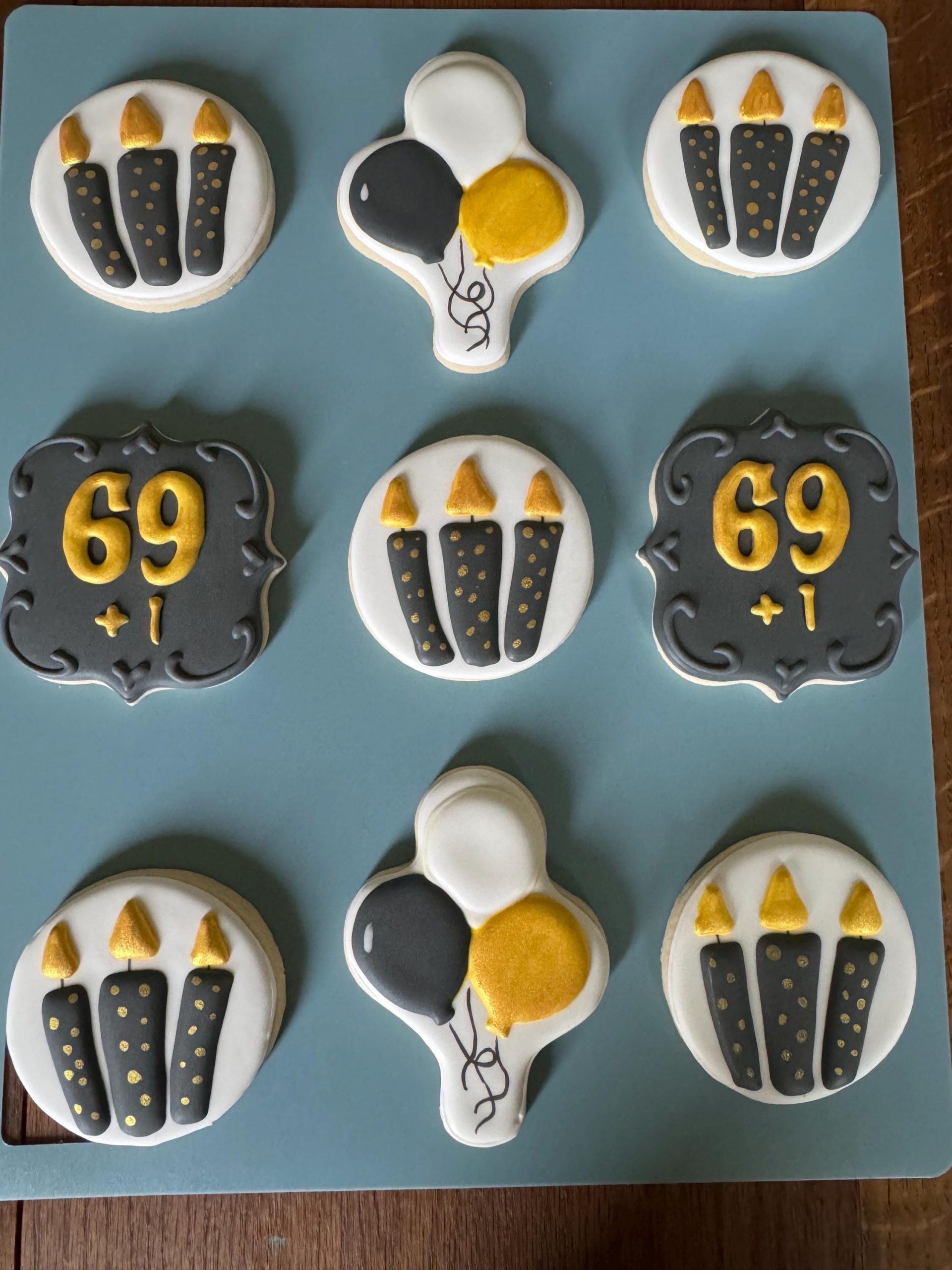 Custom Sugar Cookies 1 dozen - Image 3