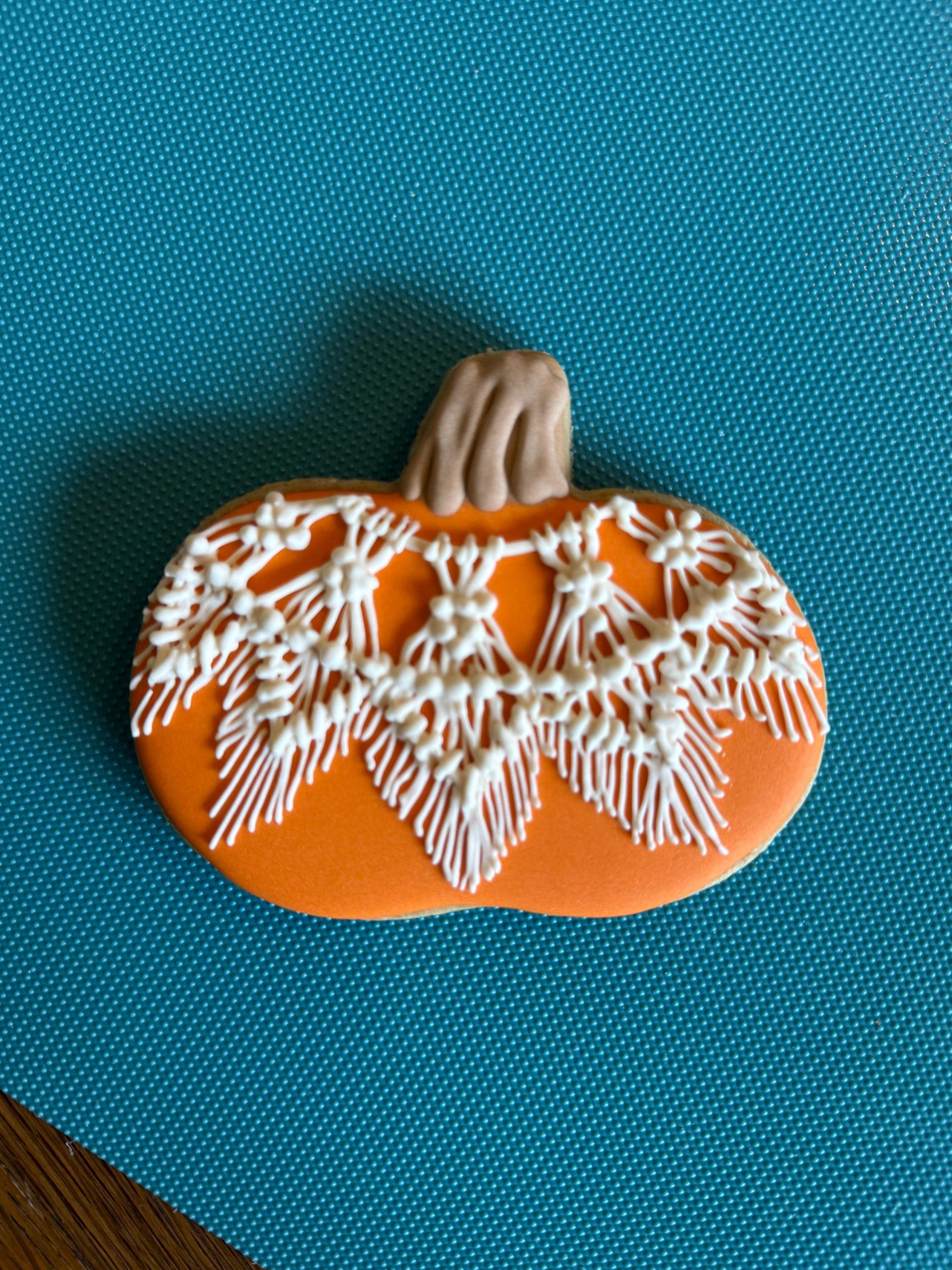 Pumpkin boho macrame sugar cookies - half dozen - Image 5
