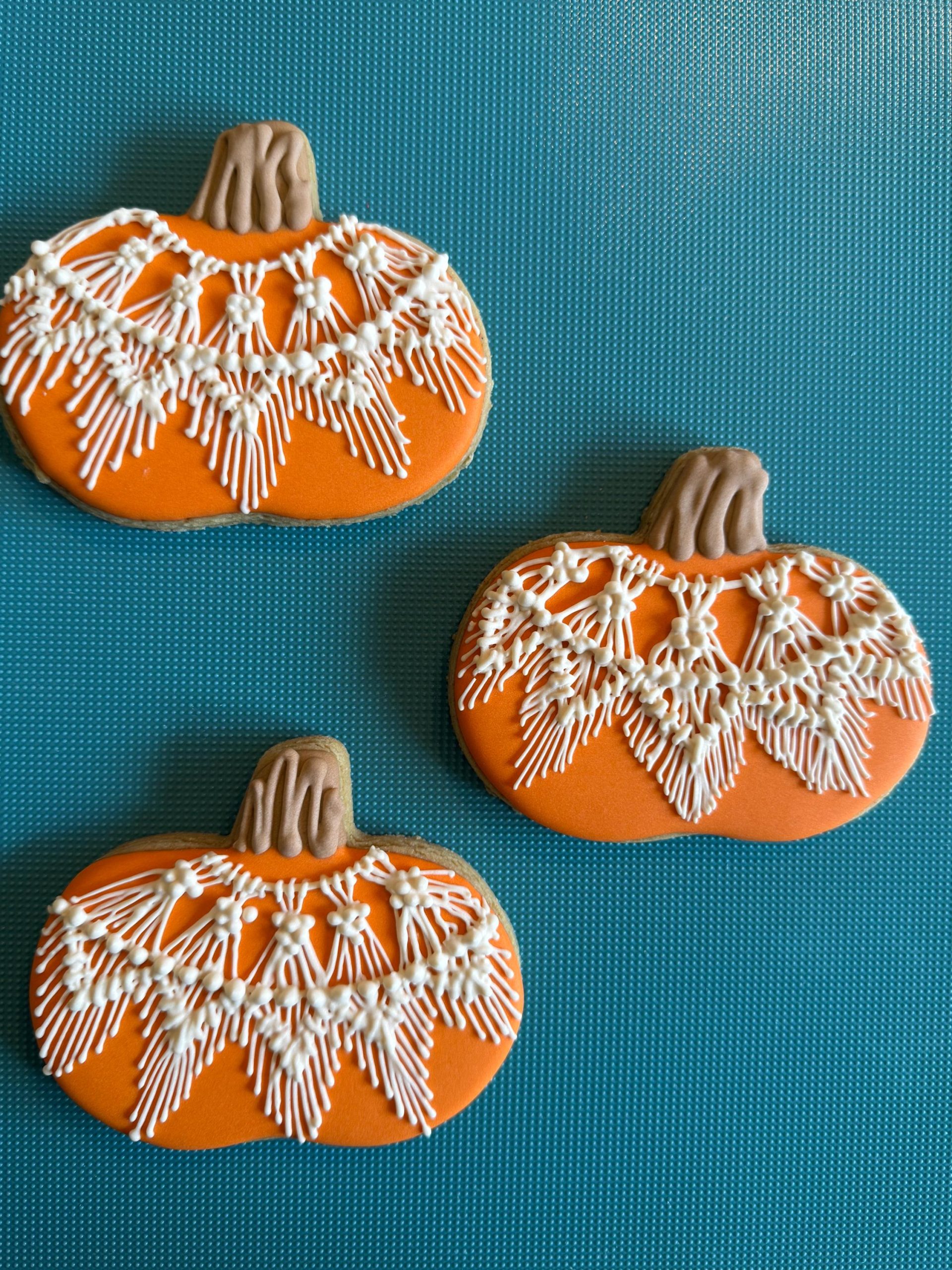 Pumpkin boho macrame sugar cookies - half dozen - Image 6