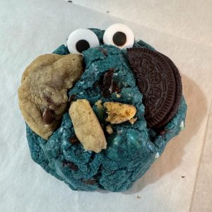 Cookie MONSTER Cookies for BOO BASKETS!